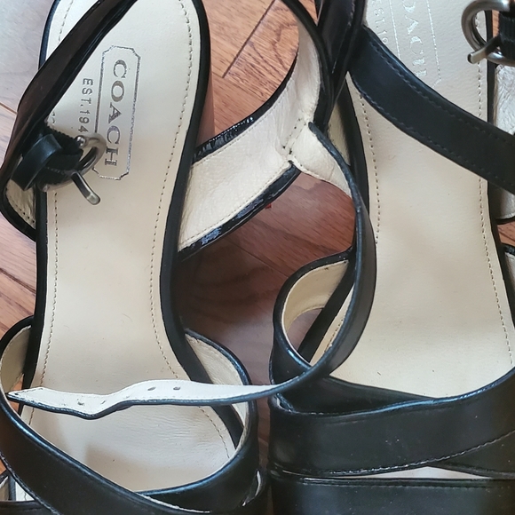 Coach black very comfortable platform sandals - Picture 2 of 5